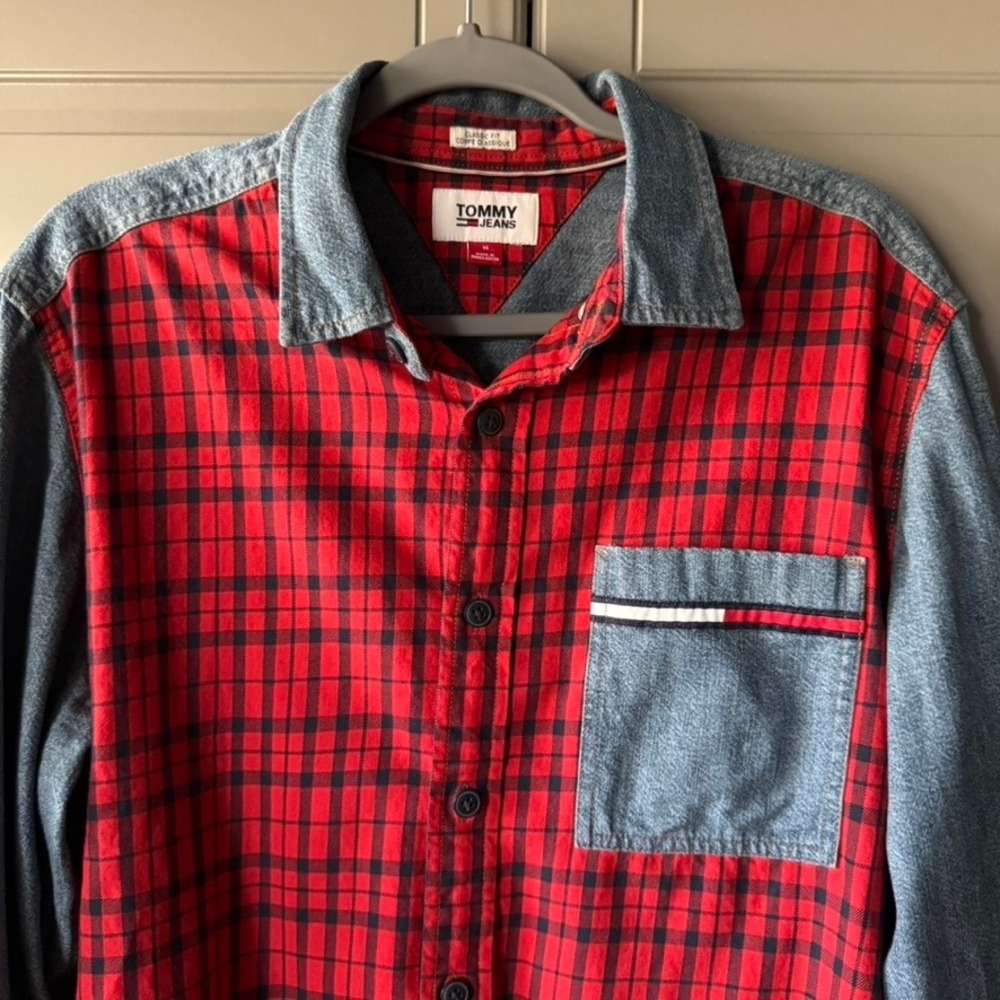 Tommy Jeans Mens‎ Classic Fit Plaid Button Down Long Sleeve Shirt,Red Blue, M